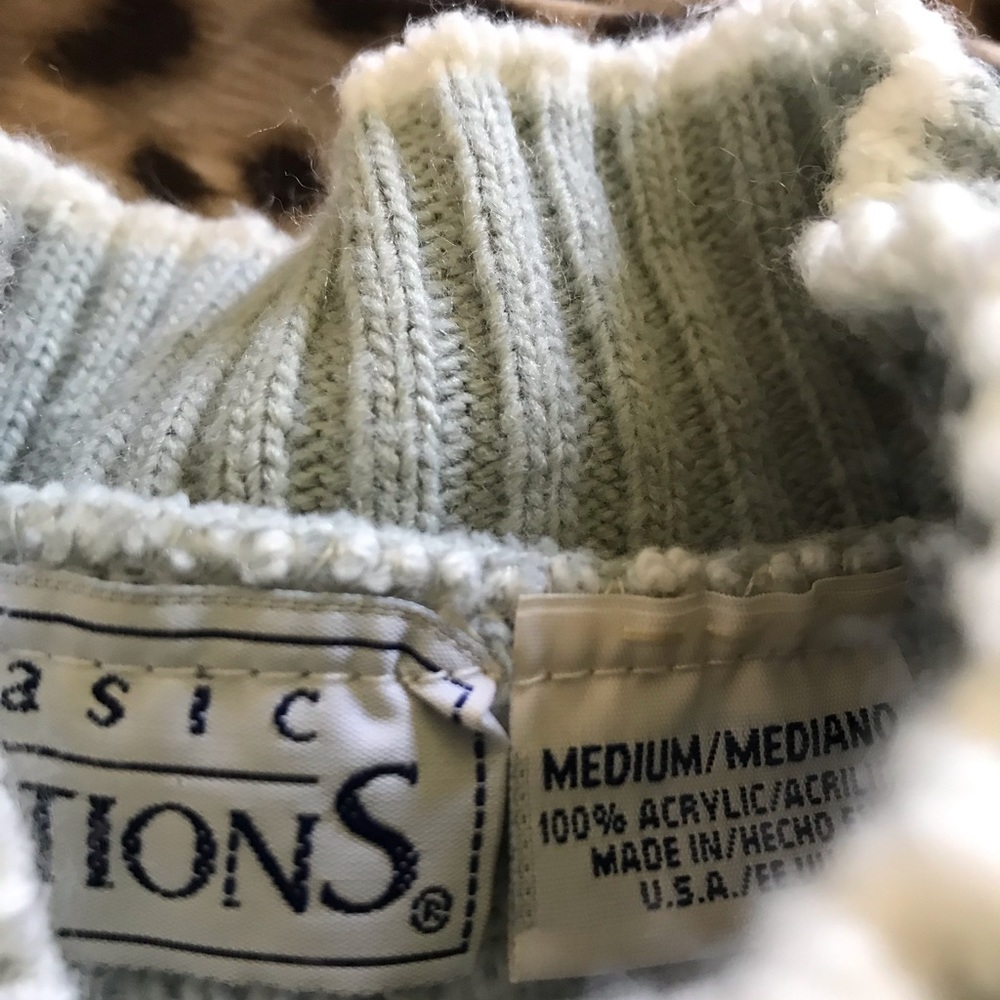 Sweater - Picture 2 of 2